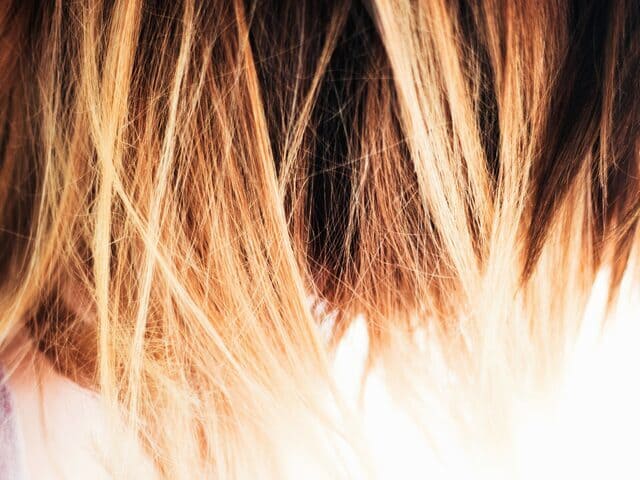 Correccion-de-las-mechas-claras-o-brillantes